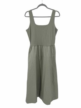 Everlane The Supima Jersey Riviera Dress in sage green Size L